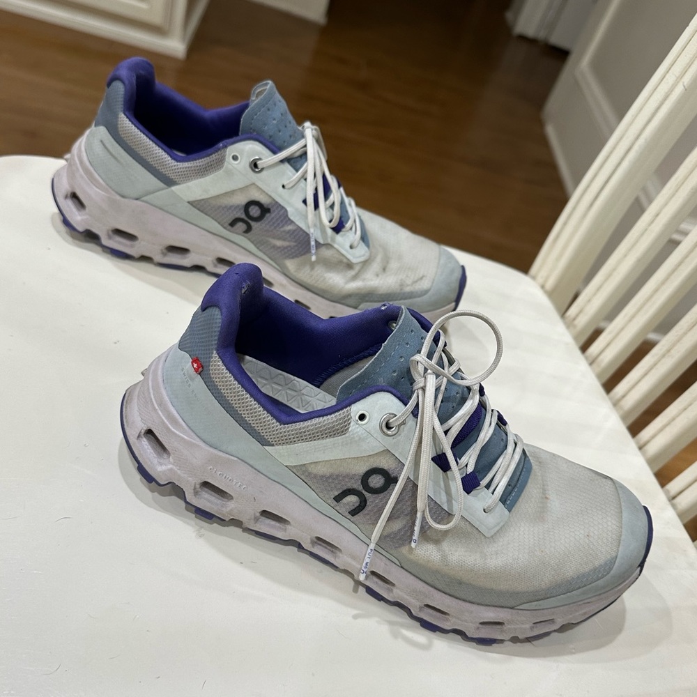 Women’s on cloudvista tennis shoes